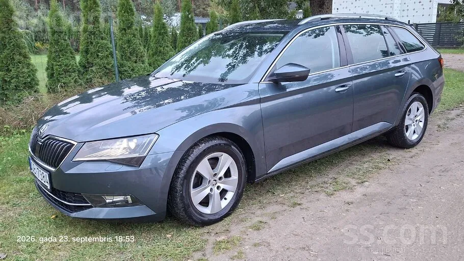 Skoda Superb 2017 photo 3