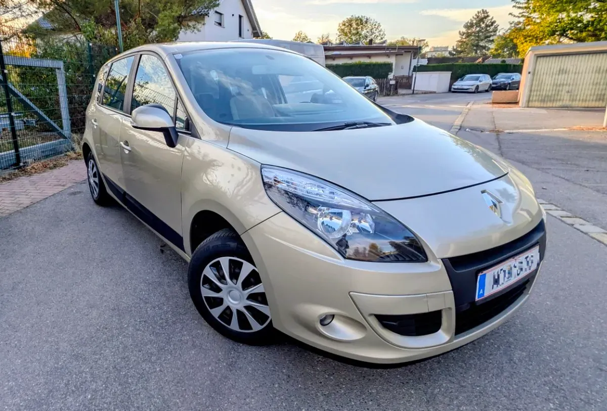 Renault Scenic 2009 photo 2