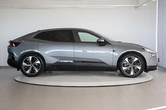 Polestar 4 2025 photo 4