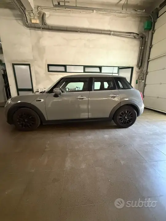 Mini Mini One 2021 photo 2