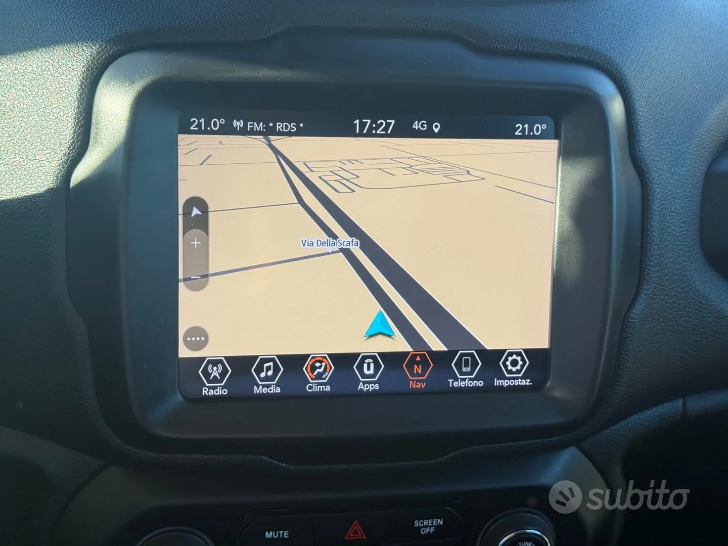 Jeep Renegade 2023 photo 3