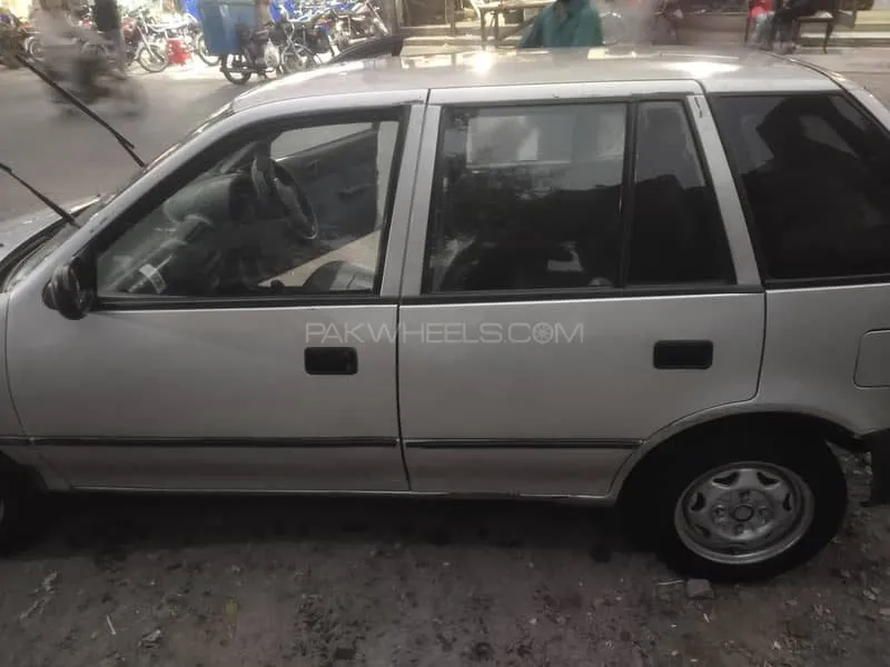 Suzuki Cultus