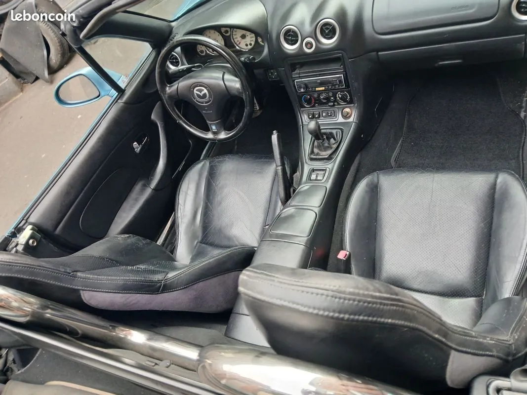 Mazda Mx-5 2001 photo 2