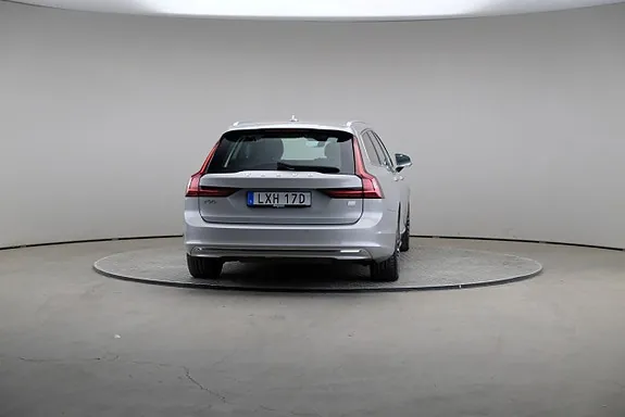 Volvo V90 2023 photo 5