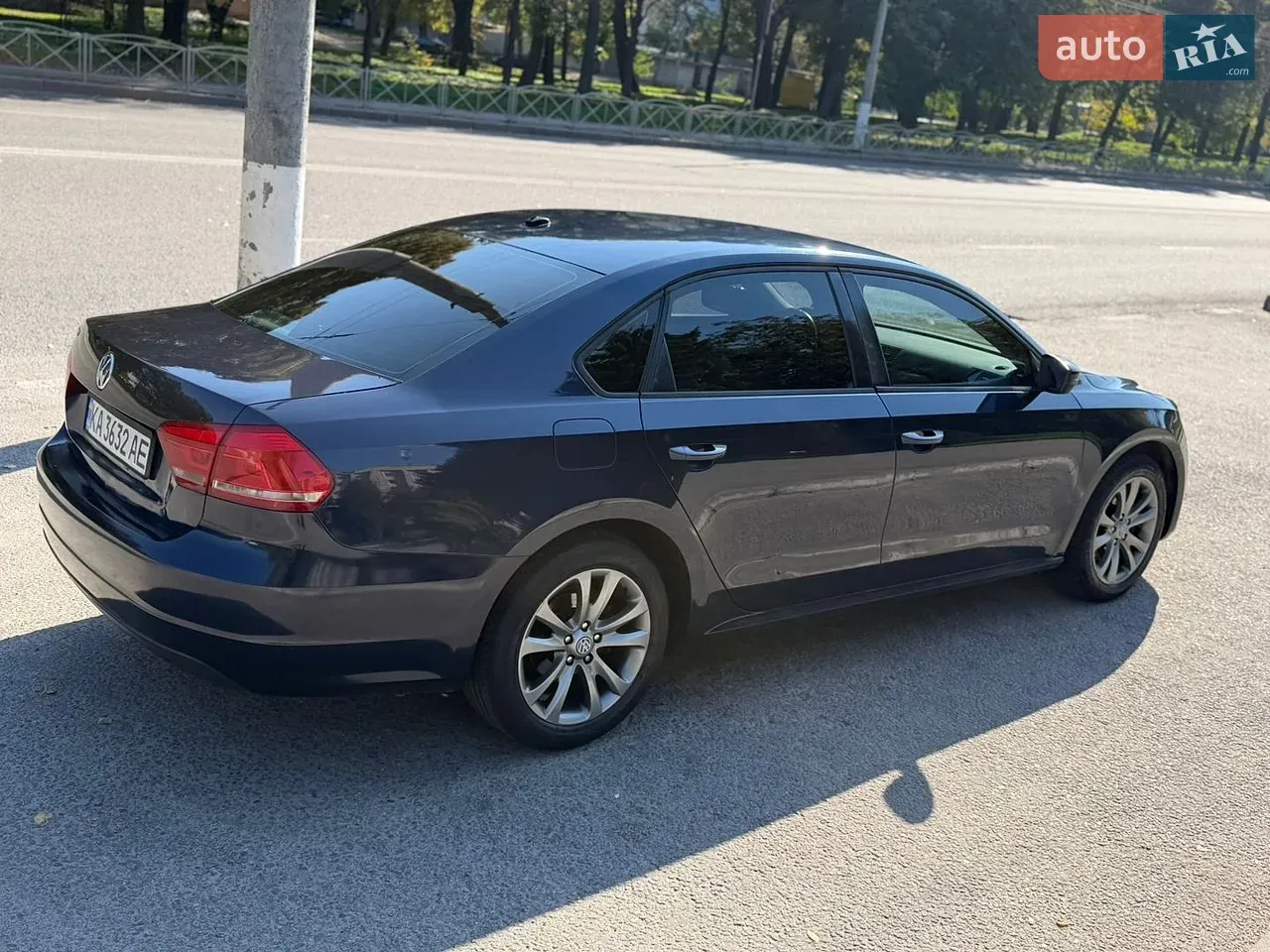 Volkswagen Passat 2012 photo 3