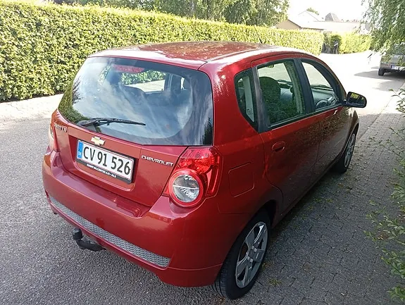 Chevrolet Aveo 2010 photo 5