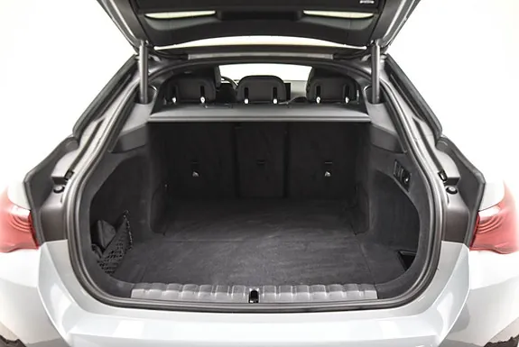 BMW I4 2025 photo 5