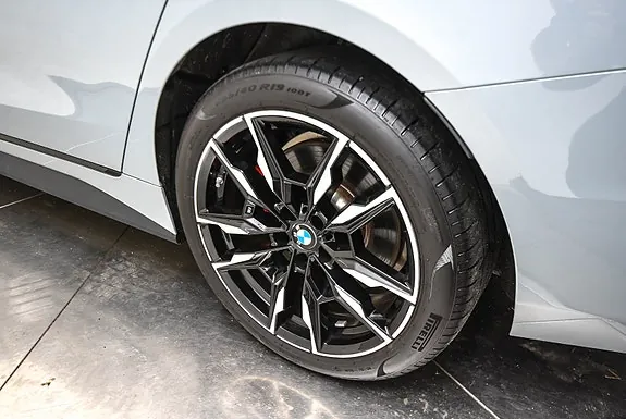 BMW I4 2025 photo 2