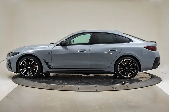 BMW I4 2025 photo 3