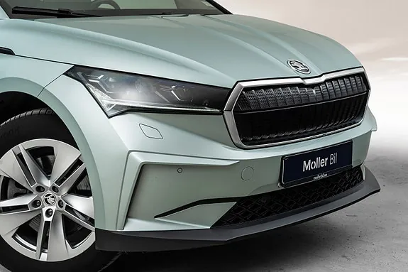 Skoda Enyaq 2023 photo 3