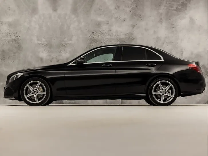 Mercedes-Benz C-Class 2018 photo 2