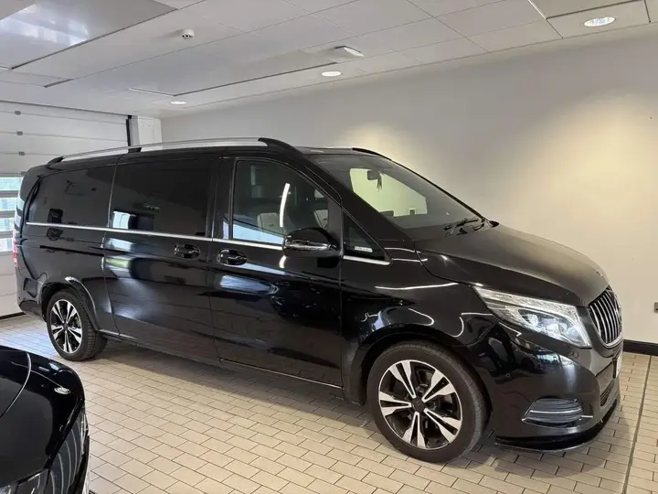 Mercedes-Benz V-Class 2017 photo 3