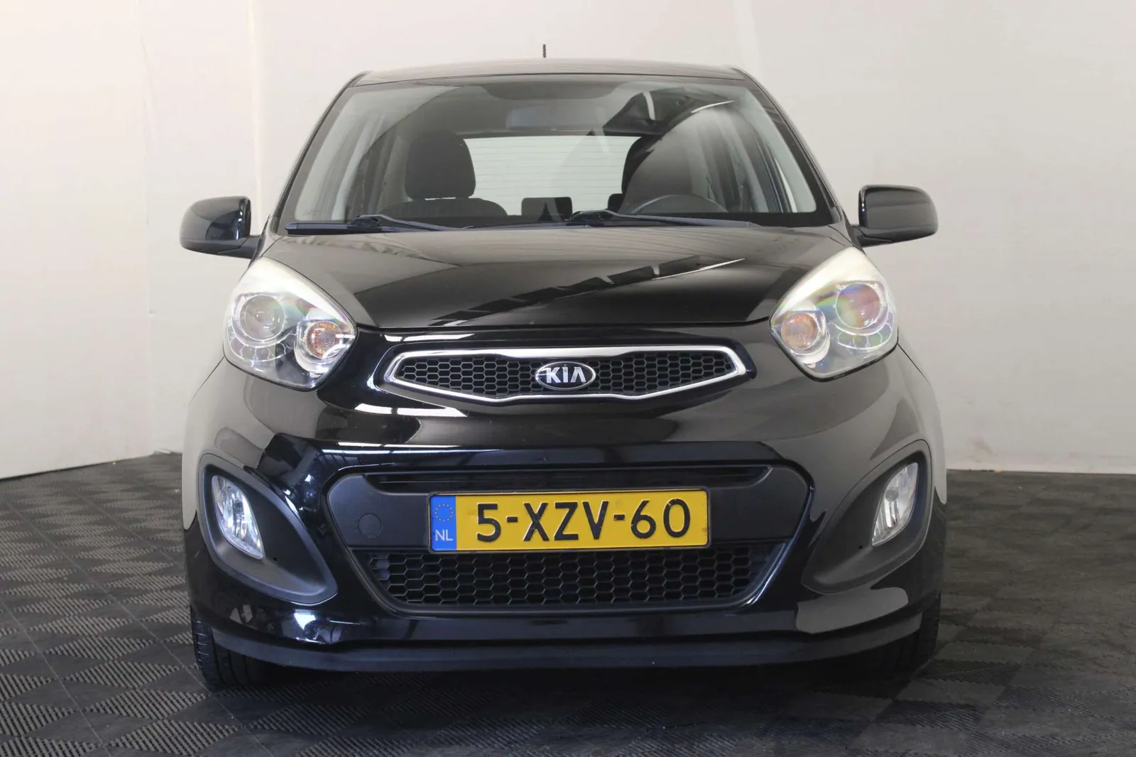 Kia Picanto 2015 photo 2