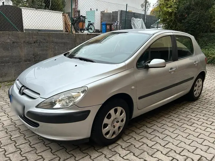 Peugeot 307