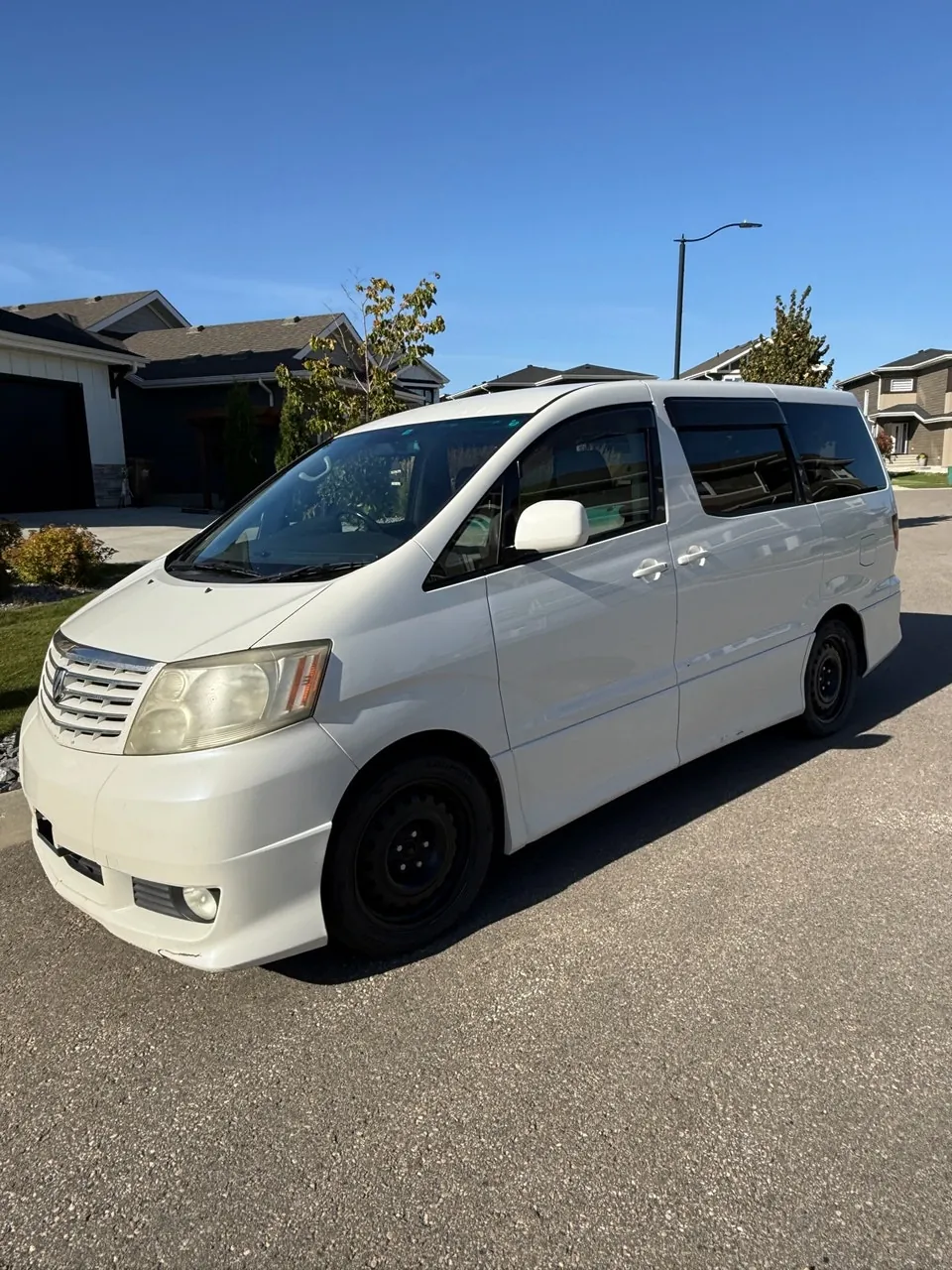 Toyota Alphard 2002 photo 2