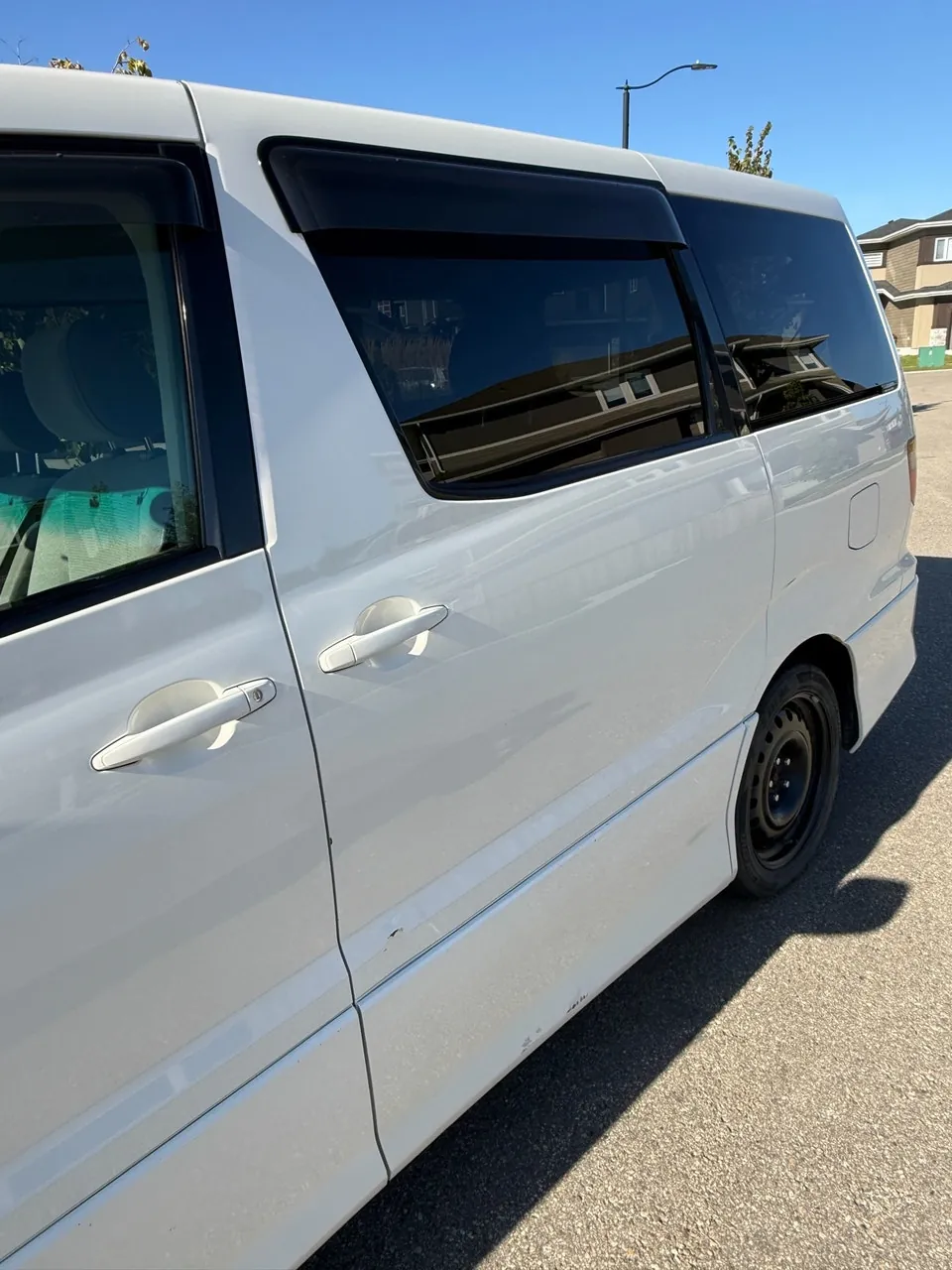 Toyota Alphard 2002 photo 3