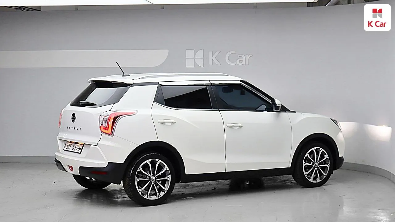 KG Mobility Tivoli 2017 photo 4