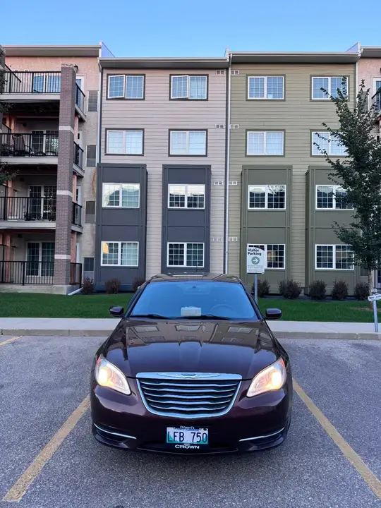 Chrysler 200