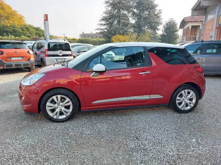 DS Automobiles Ds 3 2011 photo 5