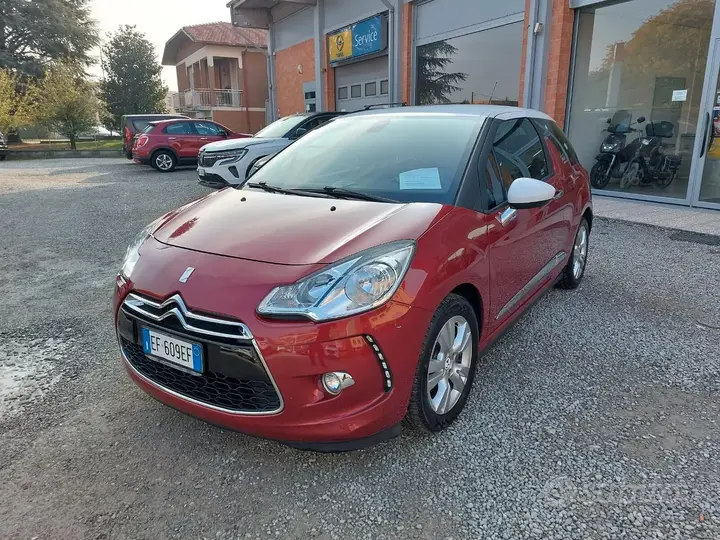 DS Automobiles Ds 3 2011 photo 4