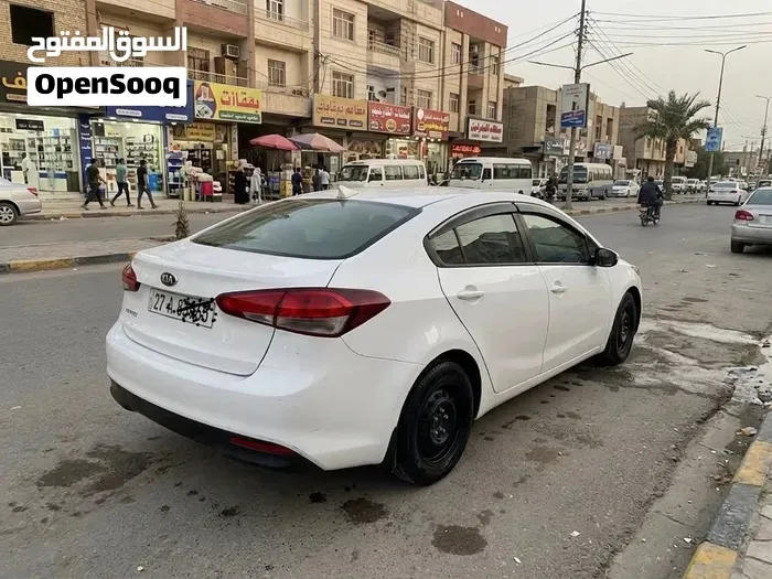 Kia Forte 2018 photo 2