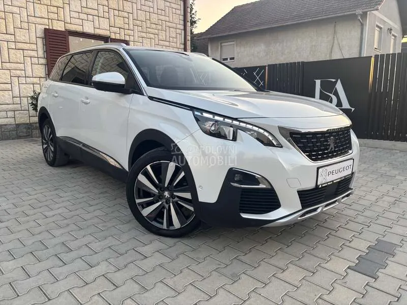 Peugeot 5008 2020 photo 3