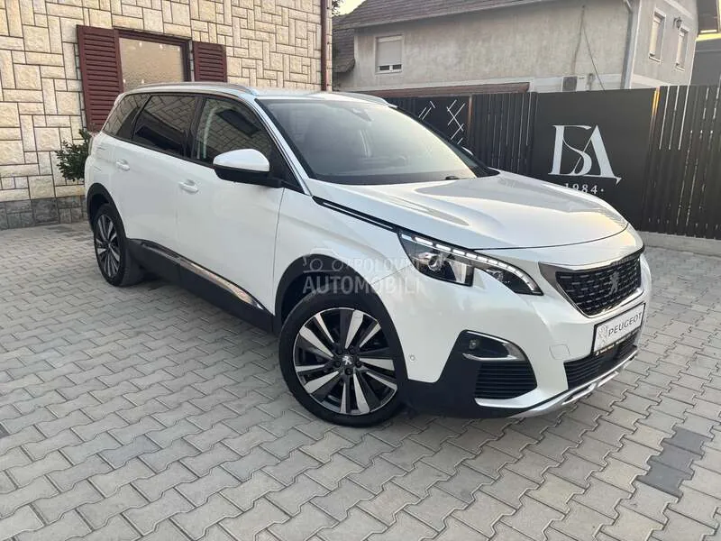 Peugeot 5008 2020 photo 2