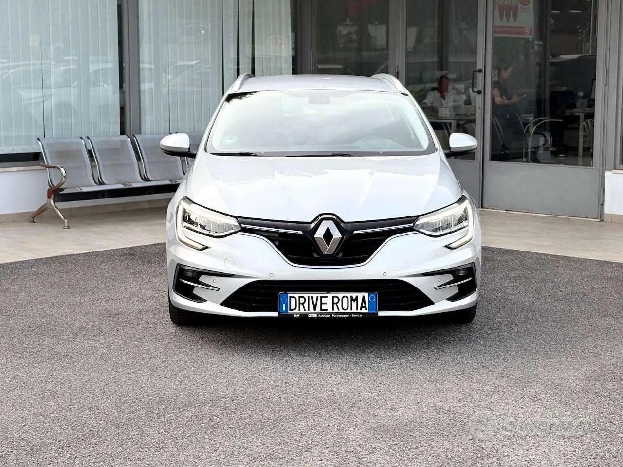 Renault Megane 2021 photo 2