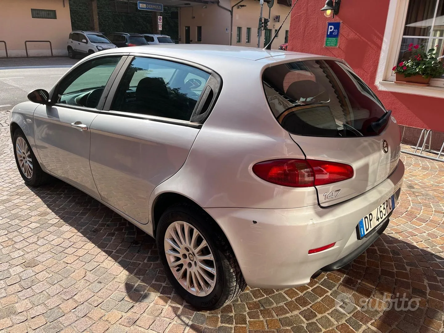 Alfa Romeo 147 2008 photo 4