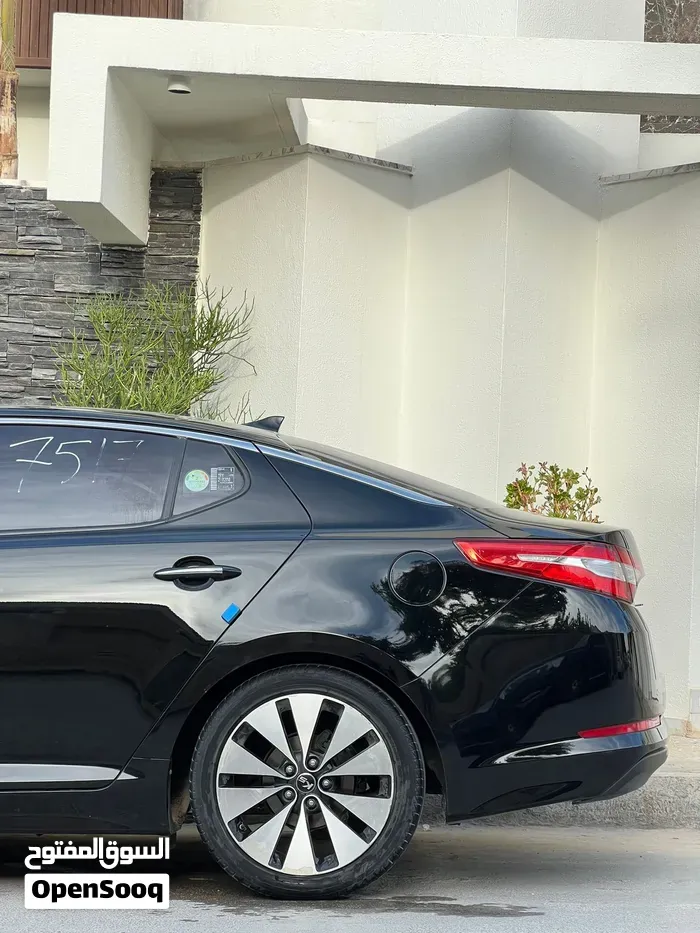 Kia K5 2012 photo 2