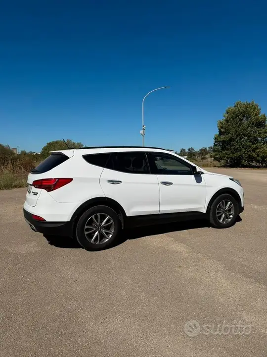 Hyundai Santa Fe 2014 photo 2