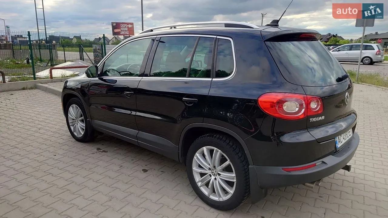 Volkswagen Tiguan 2009 photo 2