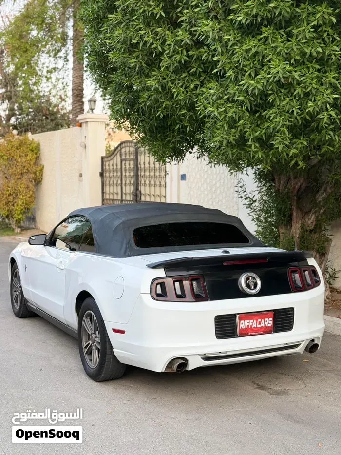 Ford Mustang 2012 photo 4