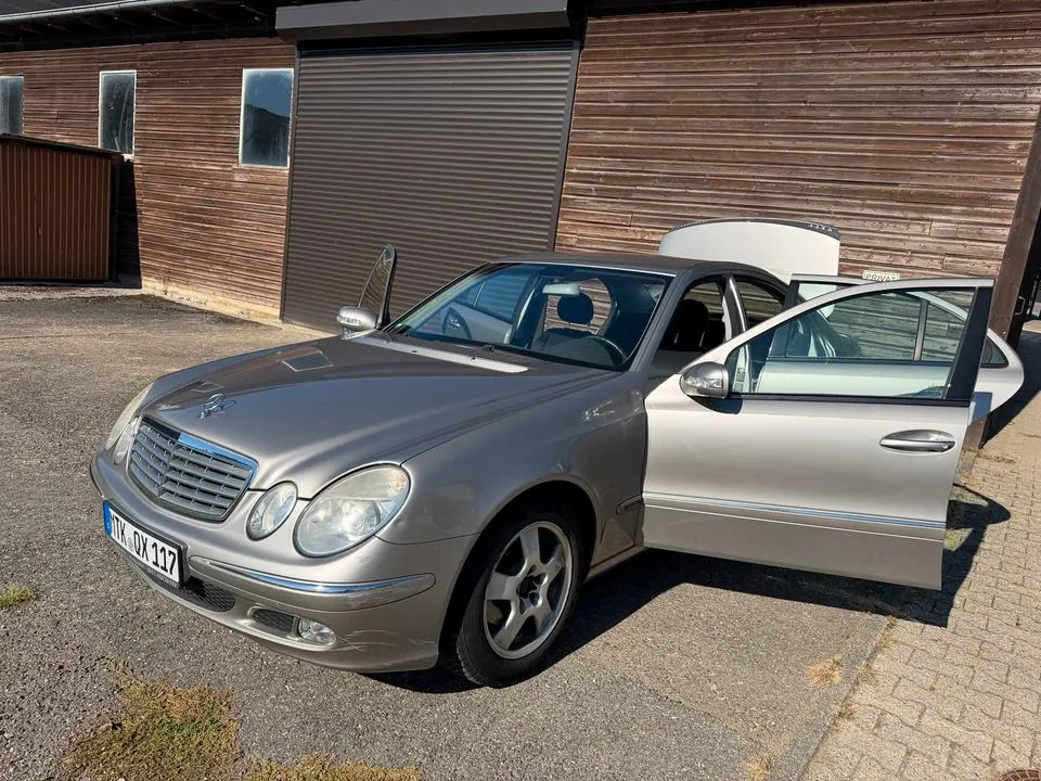 Mercedes-Benz E 200 Kompressor