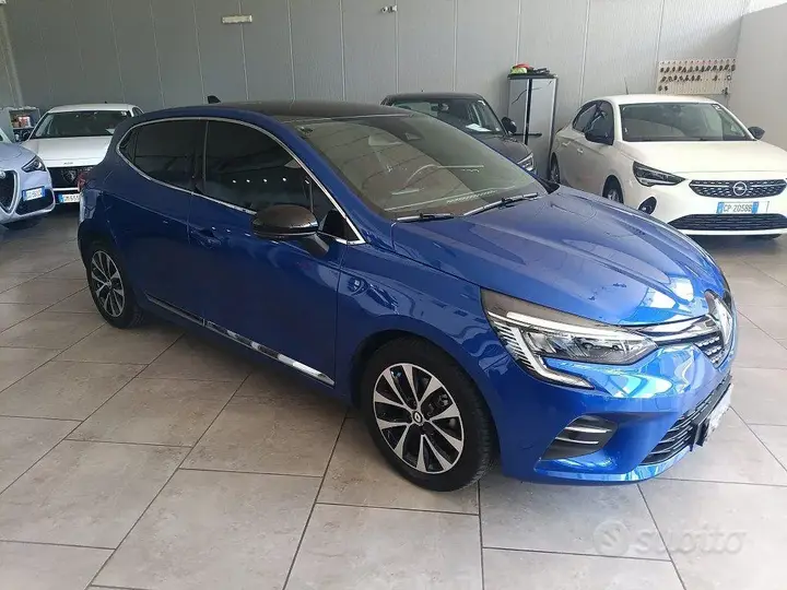 Renault Clio 2023 photo 3