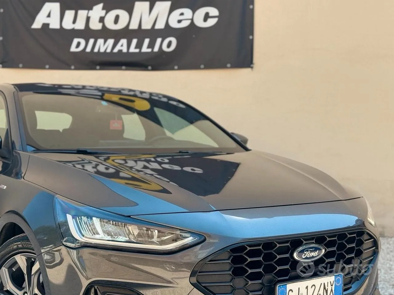 Ford Focus 2022 photo 2