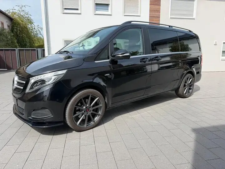 Mercedes-Benz V-Class