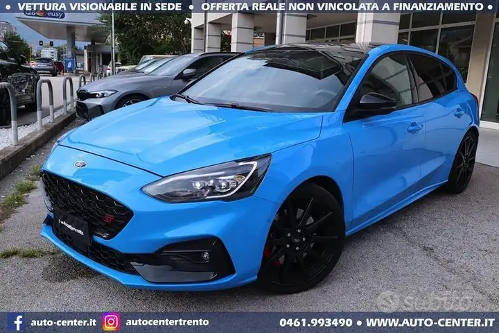 Ford Focus 2022 photo 2