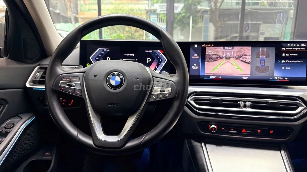 BMW 3 Series 2023 photo 4