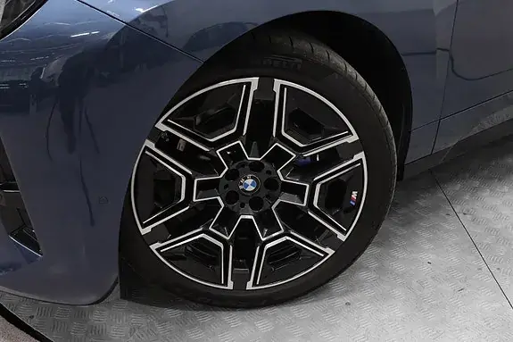BMW Ix 2026 photo 2