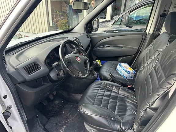 Fiat Doblo 2011 photo 5