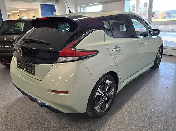 Nissan Leaf 2018 photo 3