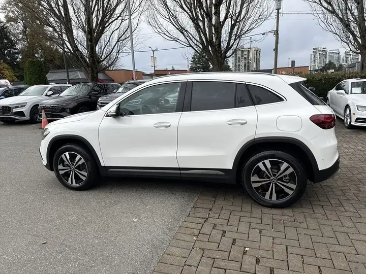 Mercedes-Benz Gla 2026 photo 5