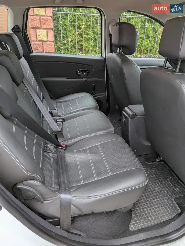 Renault Scenic 2014 photo 2
