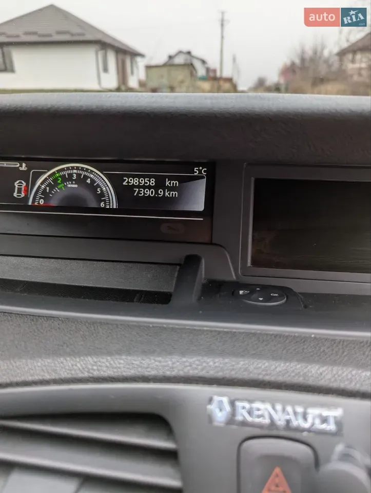 Renault Scenic 2014 photo 5