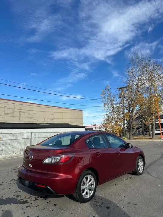 Mazda 3 2011 photo 4