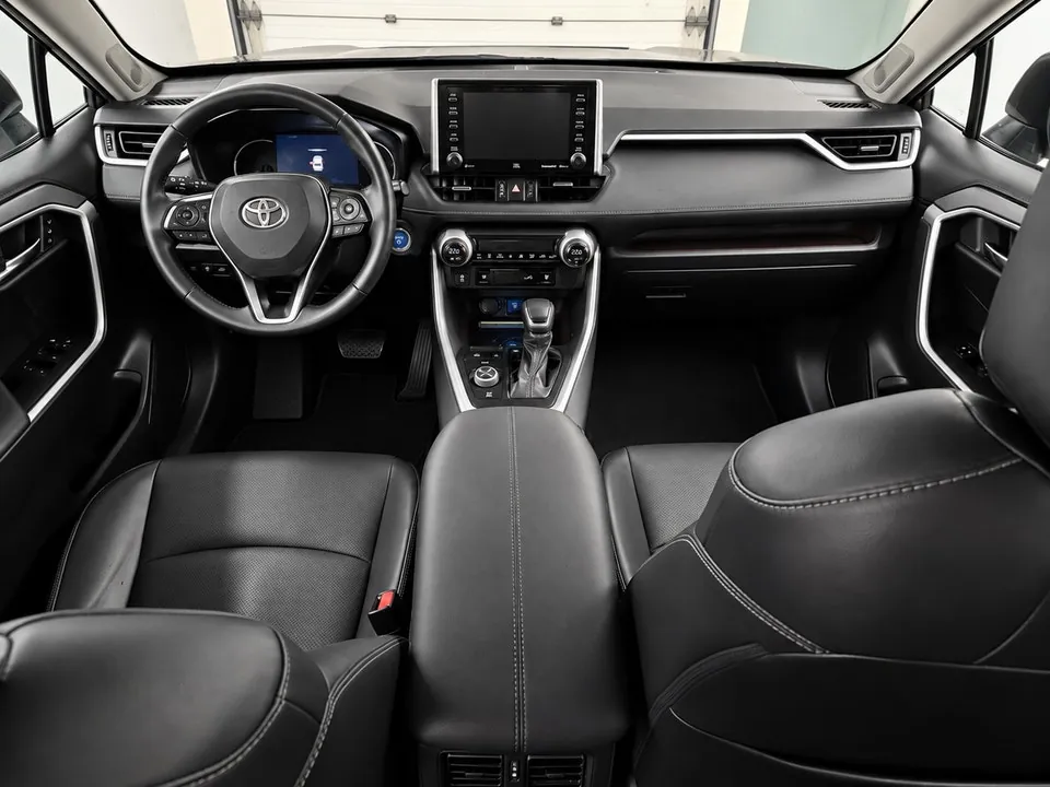 Toyota Rav4 2021 photo 2