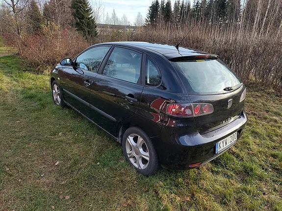 Seat Ibiza 2008 photo 2