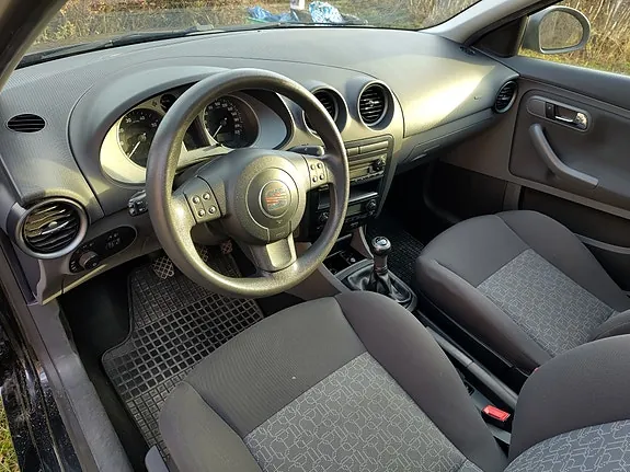 Seat Ibiza 2008 photo 3