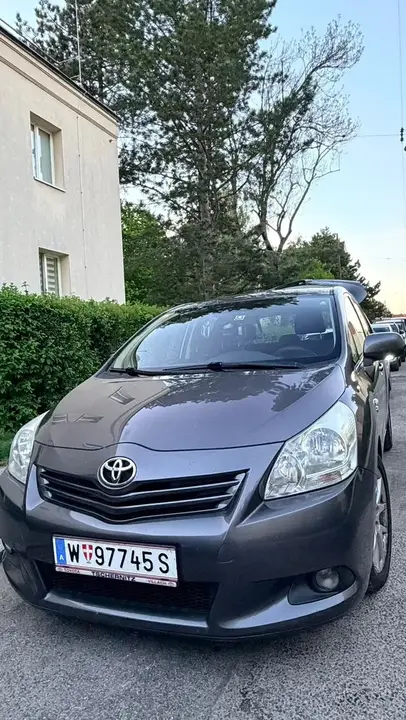 Toyota Verso